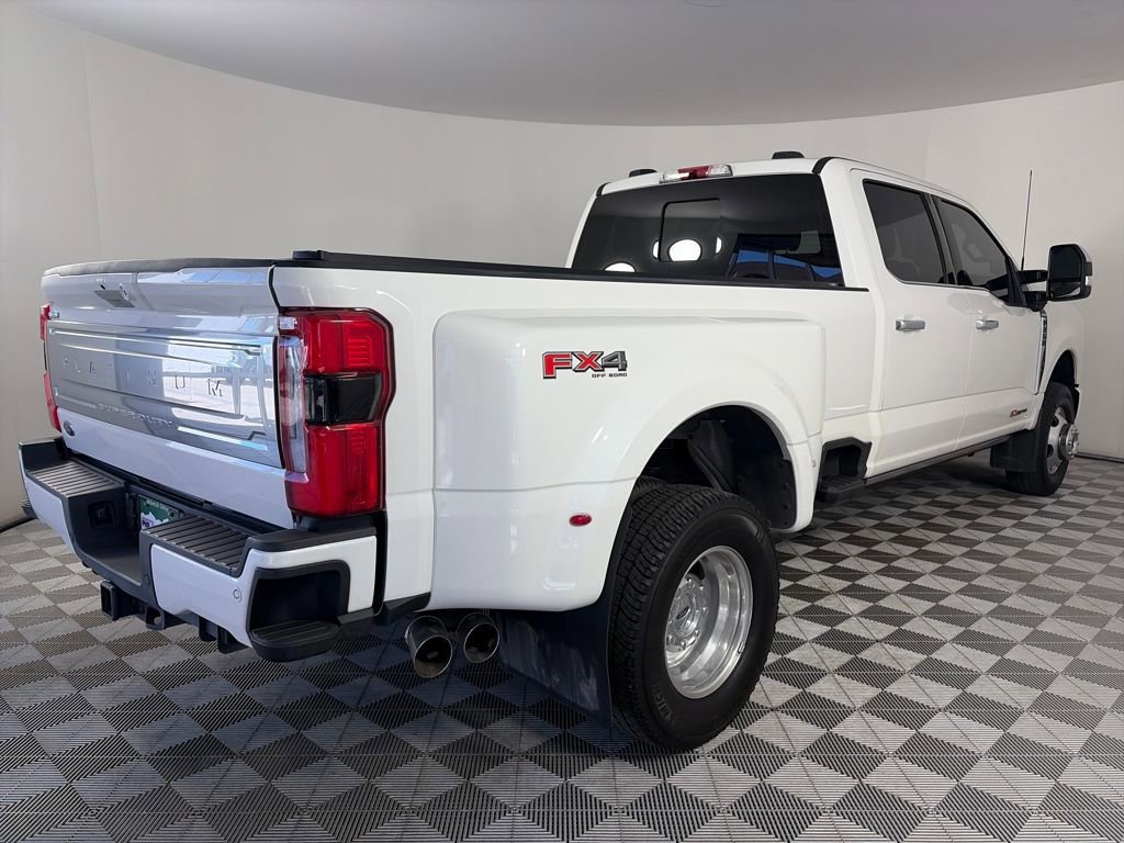 Certified 2024 Ford F350 Platinum image 5