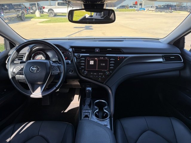 Used 2020 Toyota Camry XSE image 19