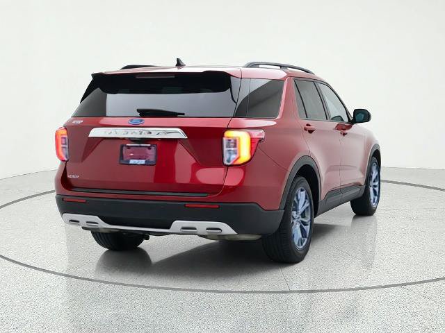 Certified 2023 Ford Explorer XLT w/ Equipment Group 202A RWD image 7