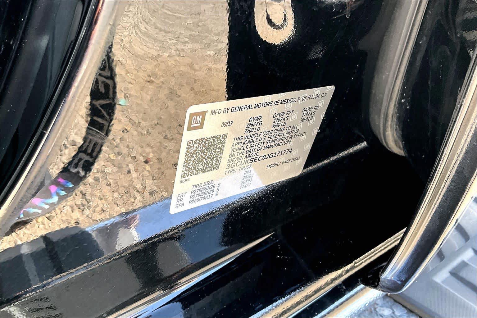 Used 2018 Chevrolet Silverado 1500 LTZ Z71 w/ LTZ Plus Package AWD/4WD image 36