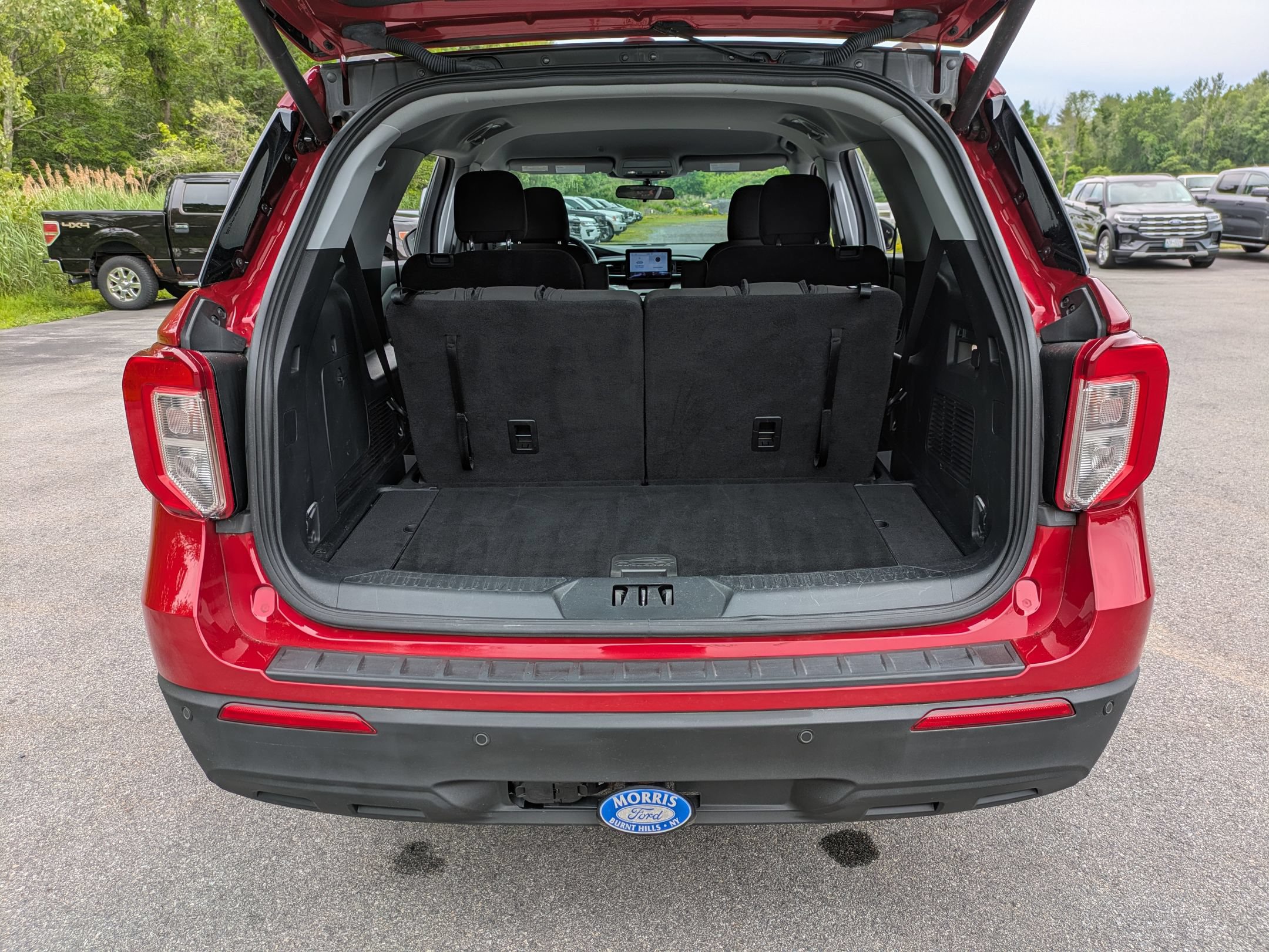 Certified 2023 Ford Explorer XLT w/ Class IV Trailer Tow Package AWD/4WD image 19