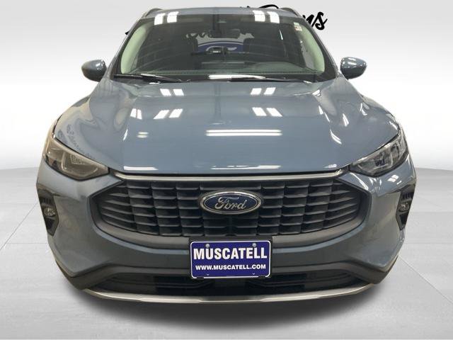 Certified 2025 Ford Escape Platinum AWD/4WD image 2