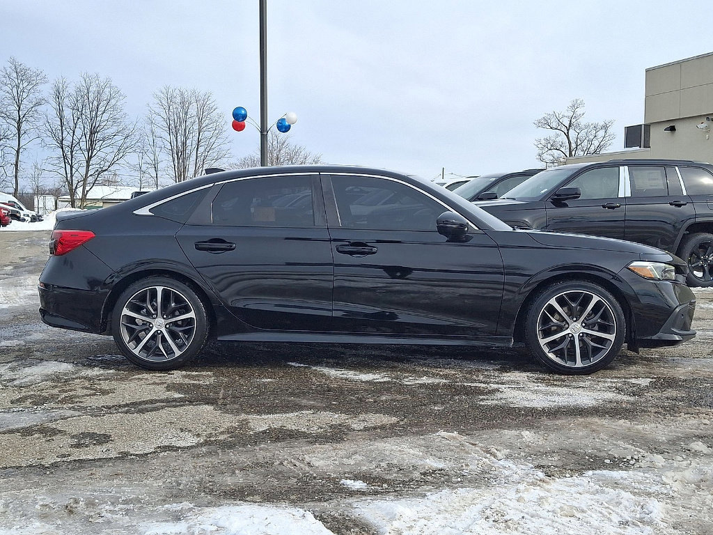 Used 2023 Honda Civic Touring image 10
