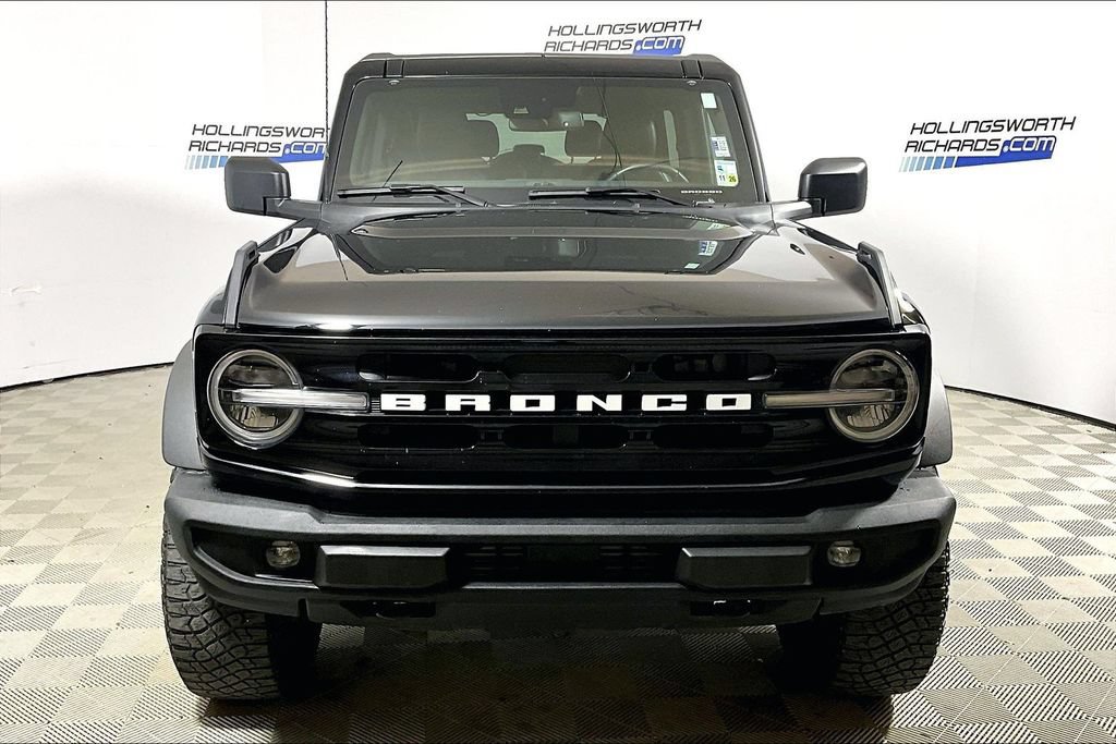 Certified 2022 Ford Bronco Outer Banks w/ Sasquatch Package AWD/4WD image 2