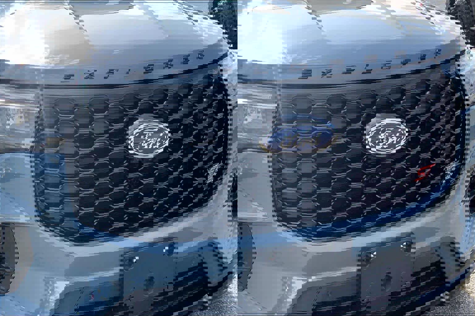 Certified 2025 Ford Explorer ST w/ Sun And Sound Package image 30