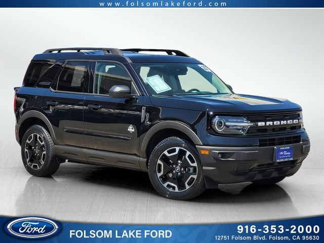 Certified 2022 Ford Bronco Sport Outer Banks w/ Tech Package AWD/4WD image 1