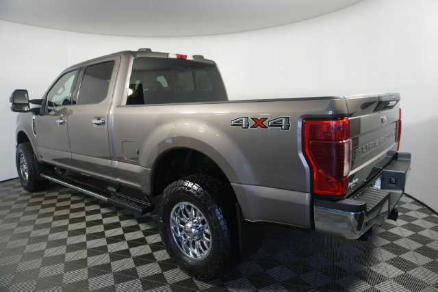 Certified 2022 Ford F350 Lariat w/ Chrome Package AWD/4WD image 5