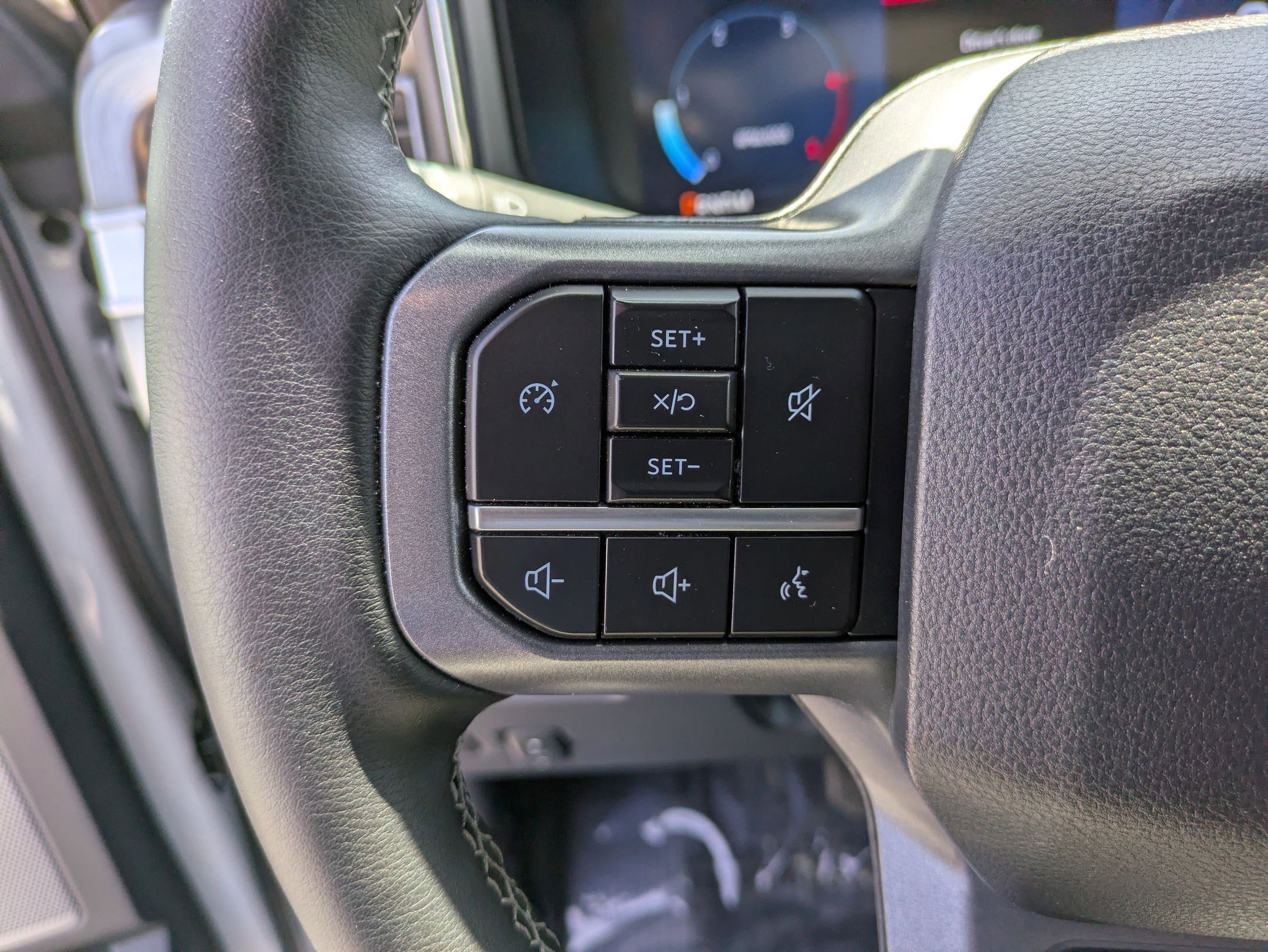 Certified 2025 Ford F250 Lariat AWD/4WD image 19