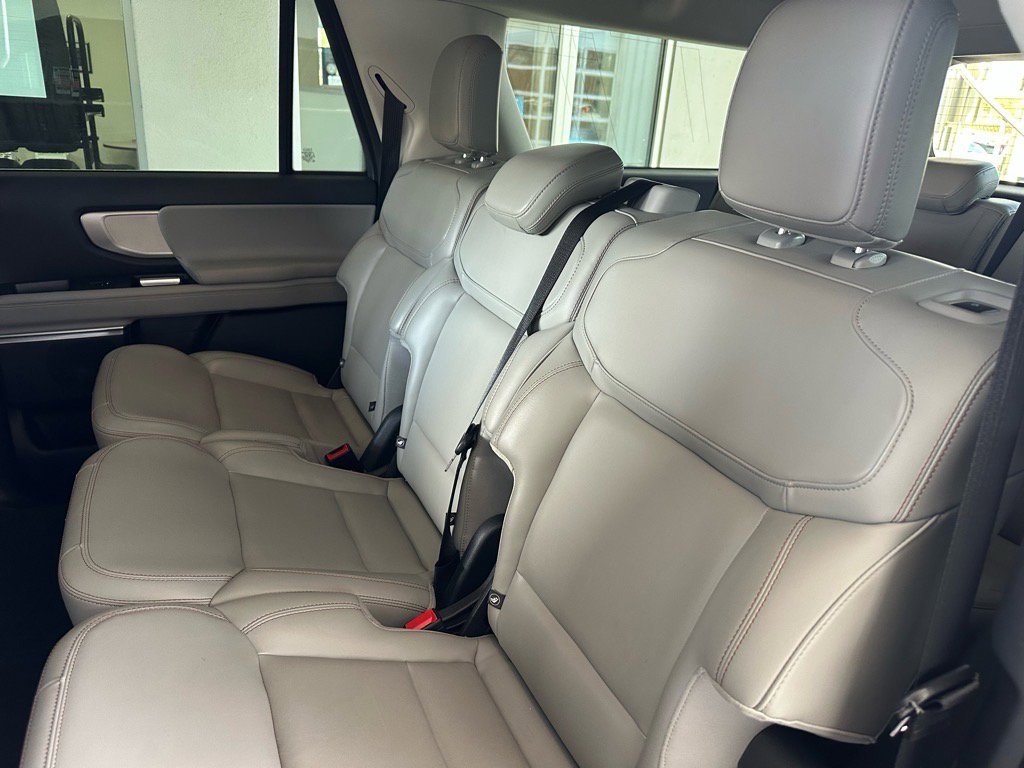 Certified 2025 Ford Expedition Max Active image 27