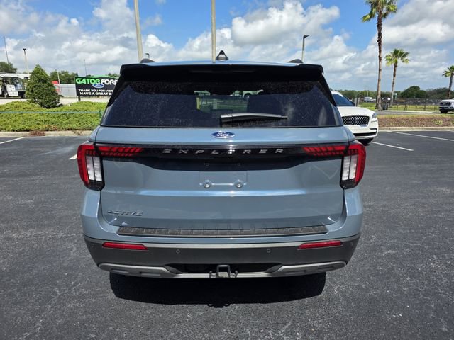 Certified 2025 Ford Explorer Active w/ Active Comfort Package RWD image 6