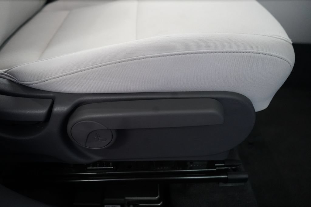 Used 2026 Hyundai Kona SEL Sport FWD image 21