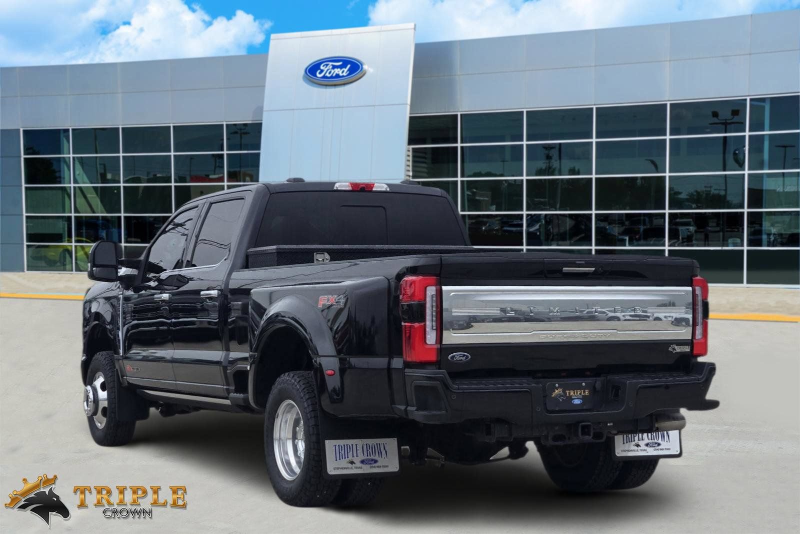 Certified 2024 Ford F350 Limited w/ FX4 Off-Road Package AWD/4WD image 4