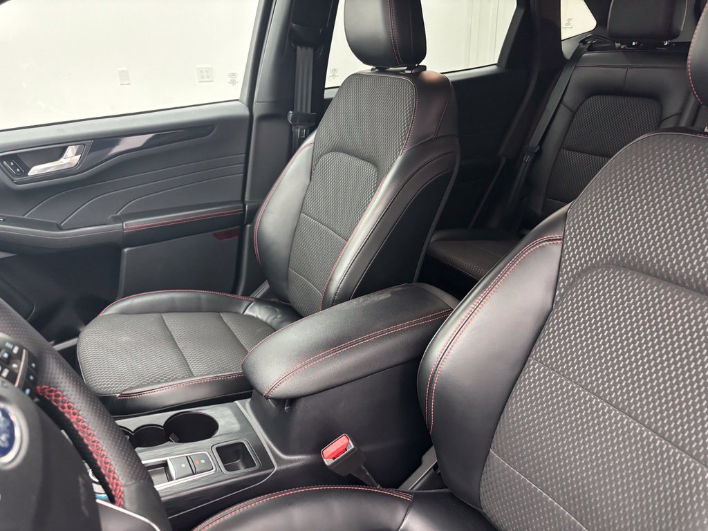 Certified 2023 Ford Escape ST-Line w/ Tech Pack #1 AWD/4WD image 25