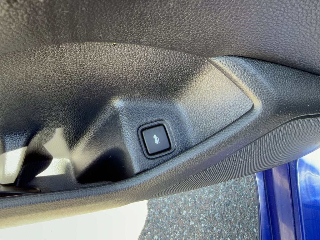 Used 2018 Honda Accord Sport image 11