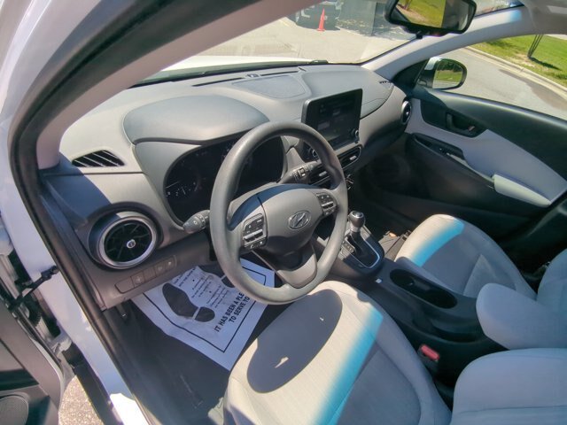 Used 2023 Hyundai Kona SEL w/ Cargo Package AWD/4WD image 17