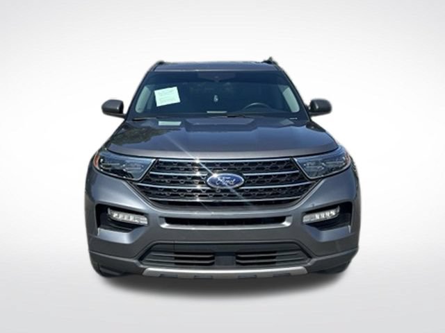Certified 2023 Ford Explorer XLT w/ Equipment Group 202A RWD image 2