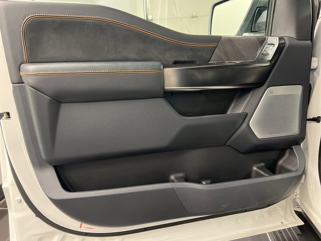 Certified 2022 Ford F150 Platinum w/ Equipment Group 701A High image 31