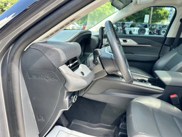Certified 2025 Ford Explorer Active w/ Active Comfort Package AWD/4WD image 30