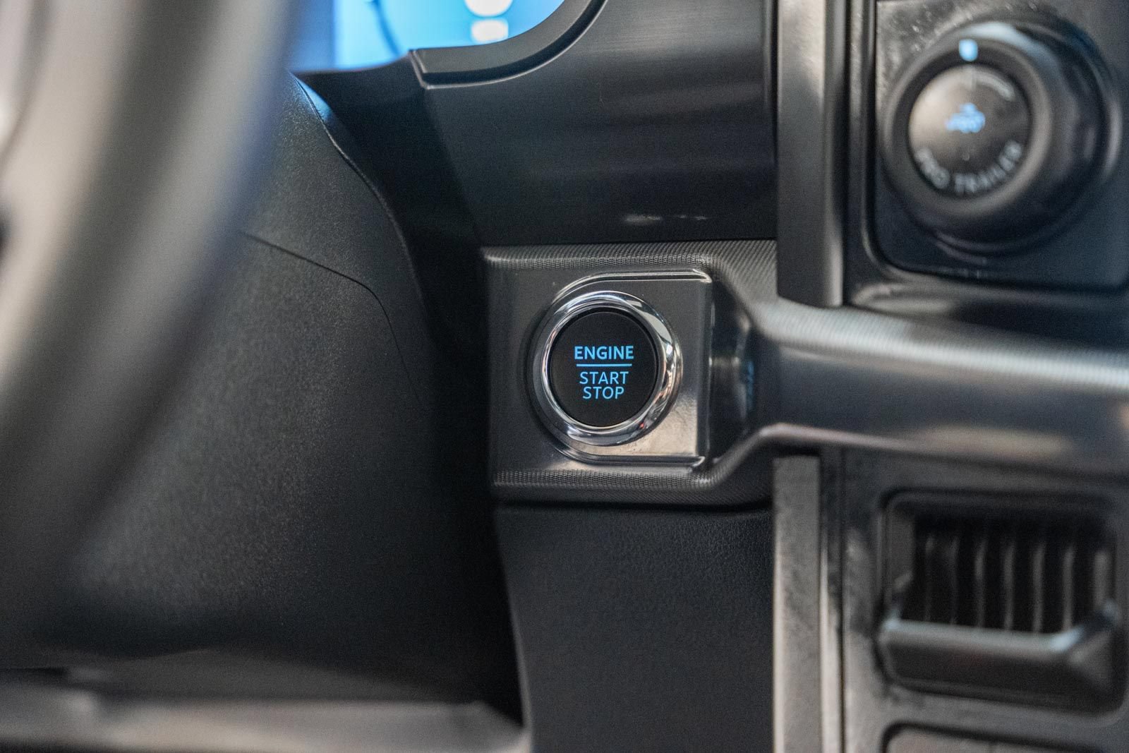 Certified 2025 Ford F150 Lariat AWD/4WD image 32