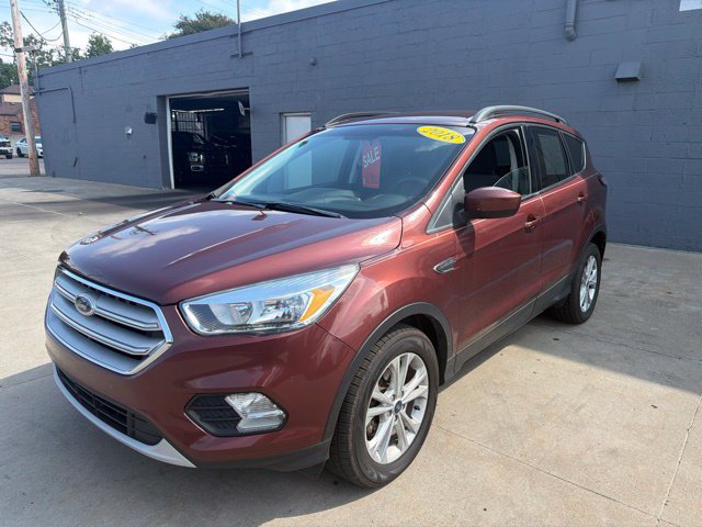 Certified 2018 Ford Escape SE FWD image 3