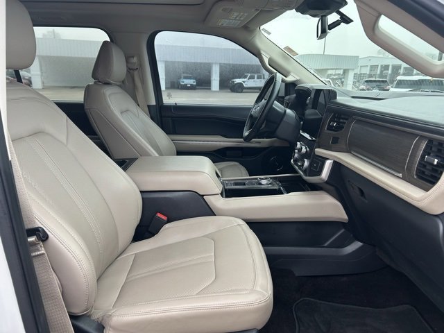 Certified 2022 Ford Expedition Limited image 21