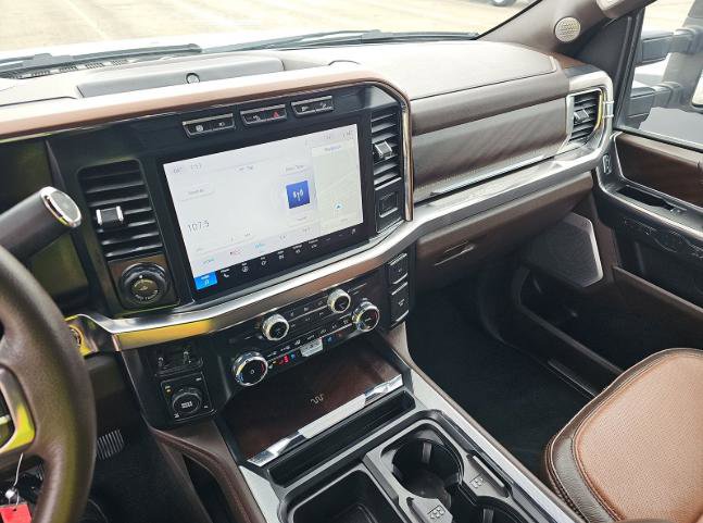 Certified 2024 Ford F250 King Ranch w/ FX4 Off-Road Package AWD/4WD image 13