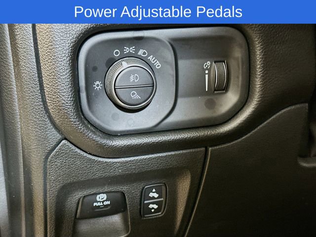 Used 2022 RAM 1500 Big Horn AWD/4WD image 8