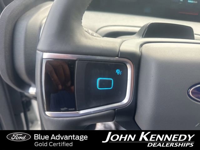 Certified 2025 Ford Expedition Active AWD/4WD image 14