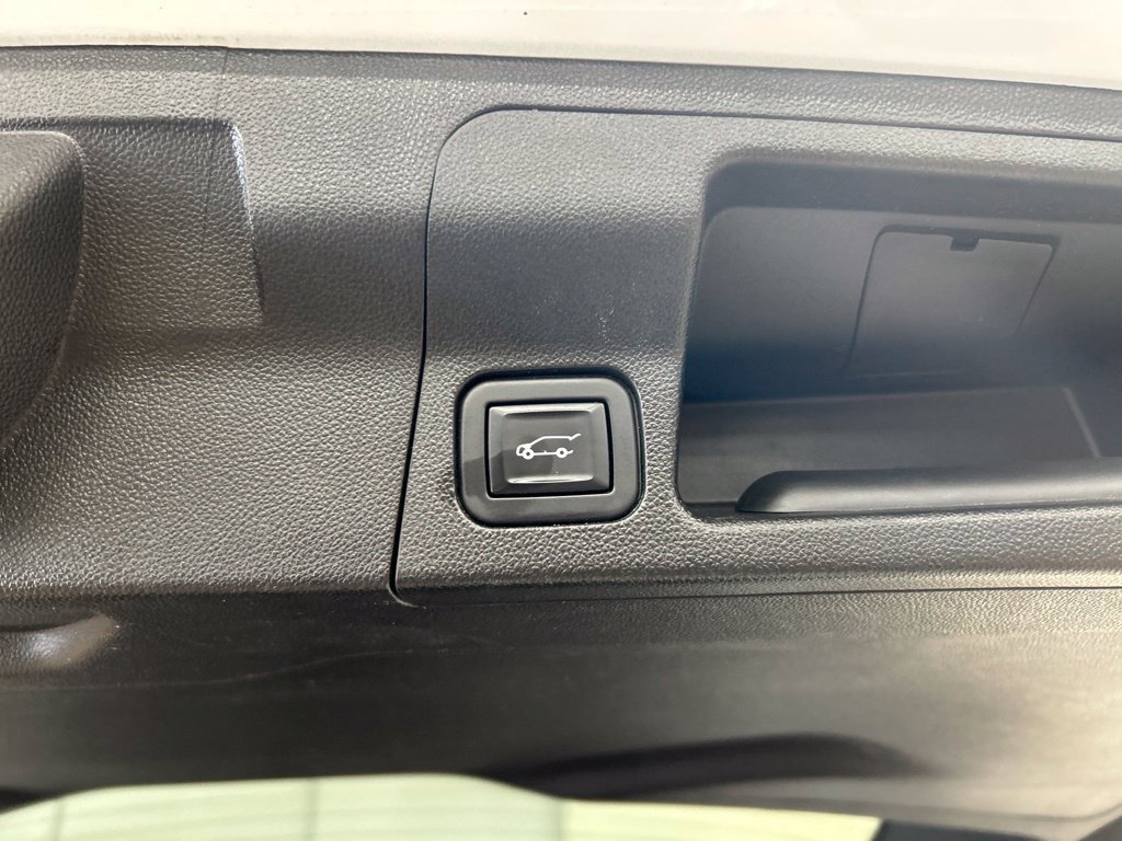 Used 2020 GMC Acadia AT4 w/ GMC Pro Grade Package AWD/4WD image 27