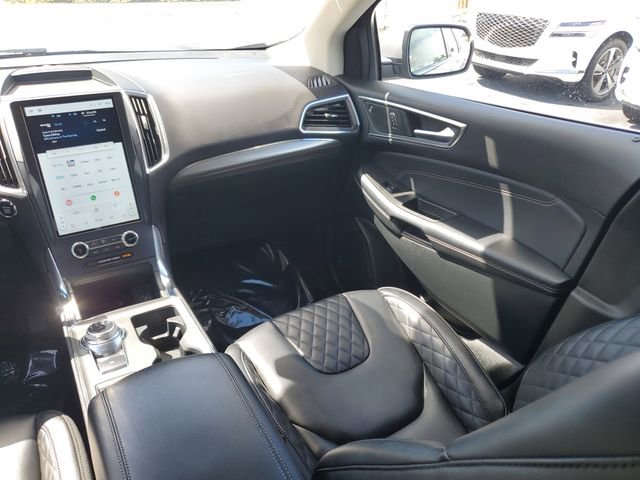 Certified 2024 Ford Edge Titanium AWD/4WD image 24