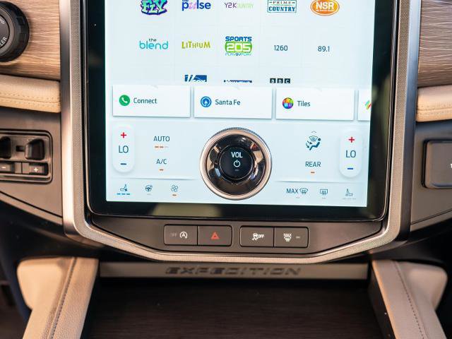 Certified 2024 Ford Expedition Limited image 28