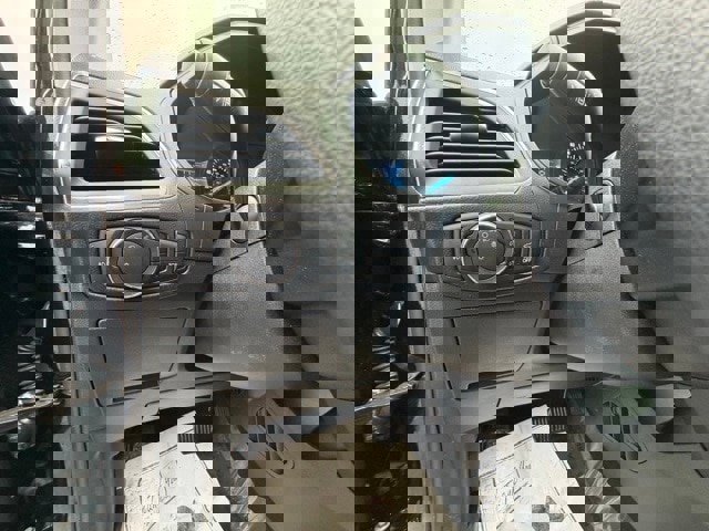 Certified 2024 Ford Edge Titanium image 17