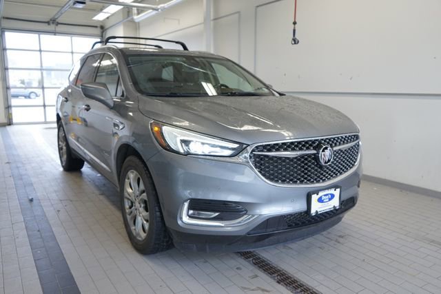 Used 2018 Buick Enclave Avenir w/ Avenir Technology Package image 17