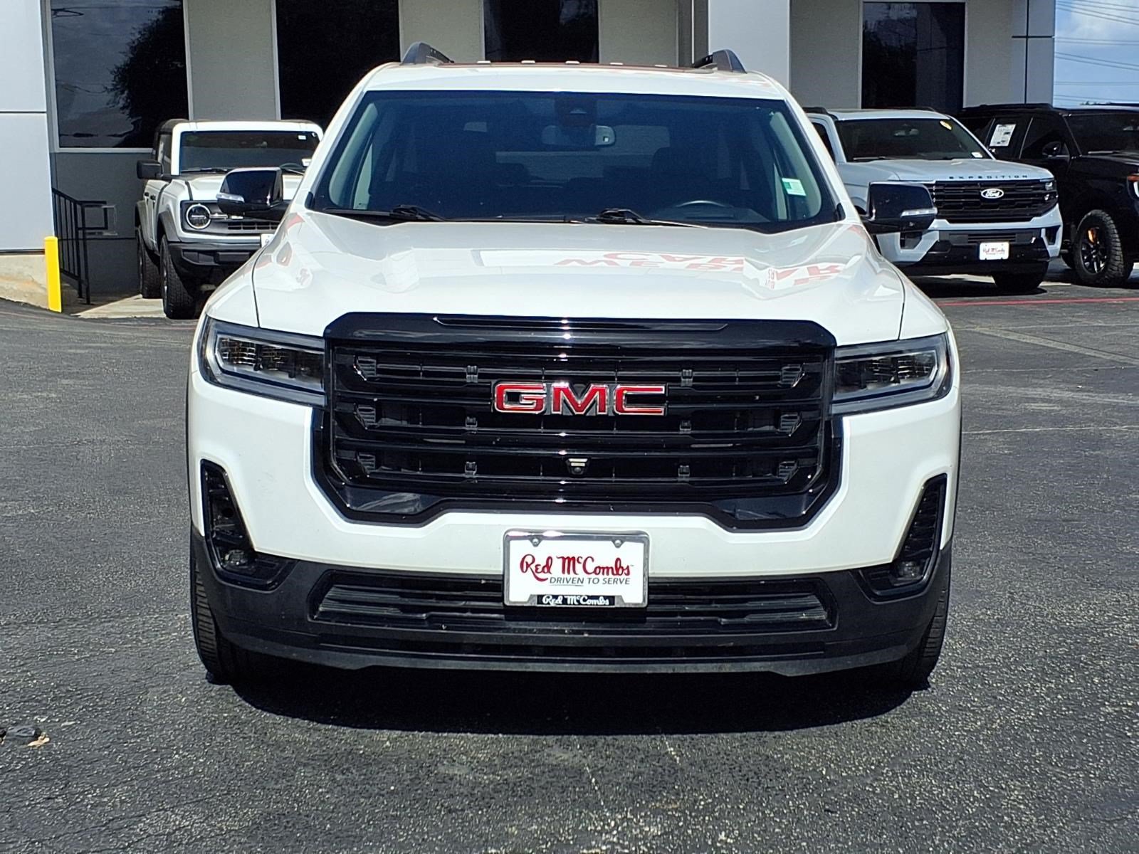 Used 2023 GMC Acadia SLT w/ Elevation Edition FWD image 2