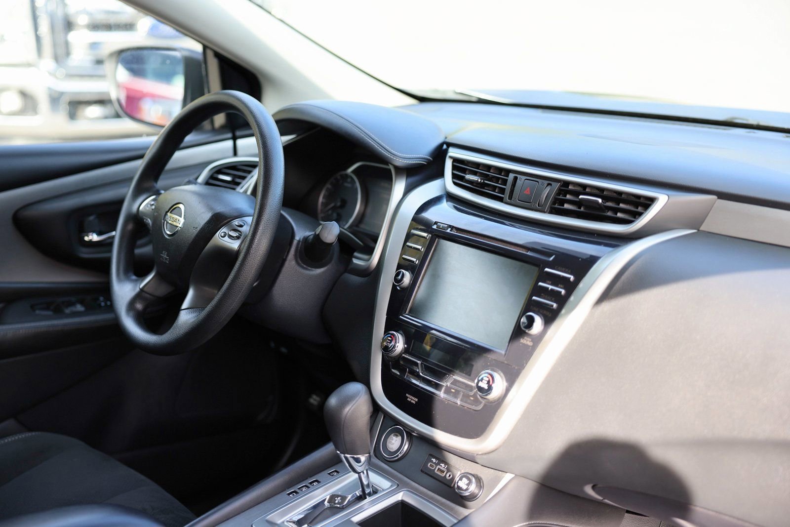 Used 2019 Nissan Murano S image 11