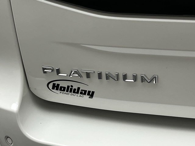 Certified 2025 Ford Expedition Platinum w/ Driver's Package AWD/4WD image 39