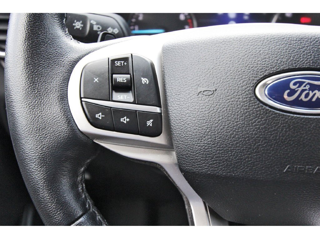 Certified 2021 Ford Explorer XLT w/ Equipment Group 202A RWD image 21