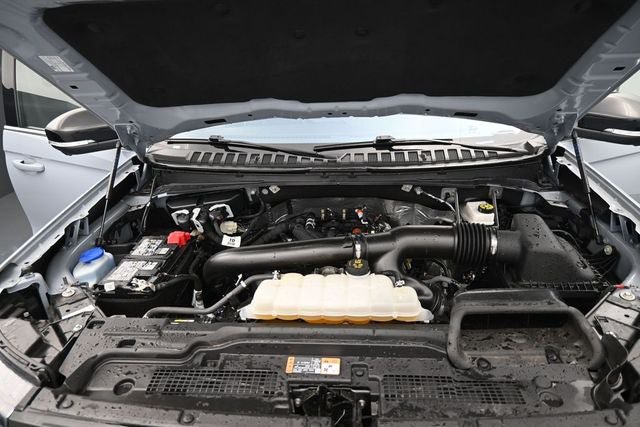 Certified 2025 Ford Expedition Active AWD/4WD image 15
