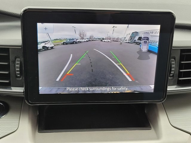 Certified 2022 Ford Explorer XLT w/ Equipment Group 202A image 20