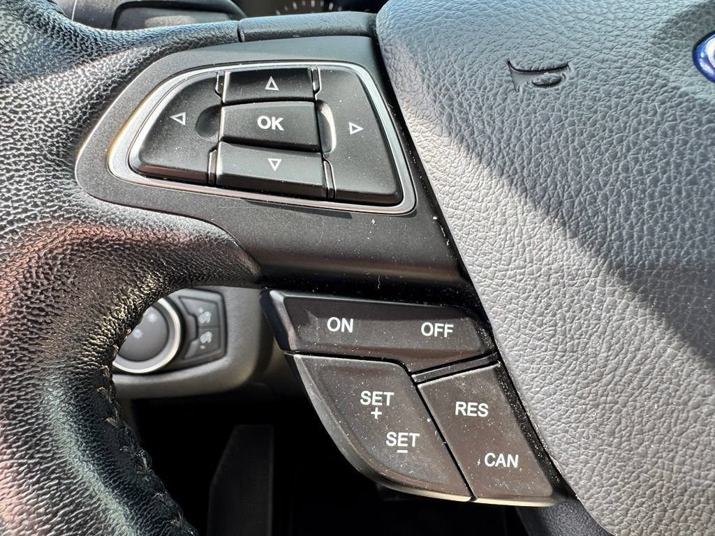 Certified 2017 Ford Escape Titanium FWD image 25