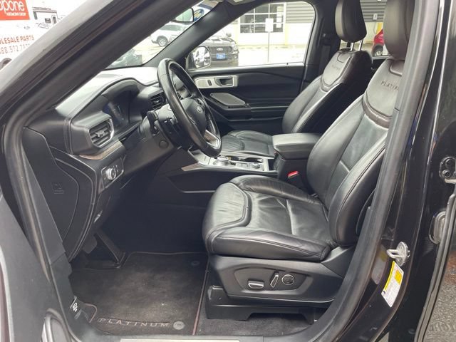 Certified 2020 Ford Explorer Platinum w/ Premium Technology Package AWD/4WD image 13