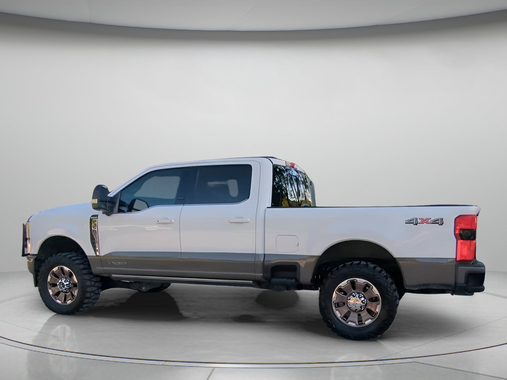 Certified 2026 Ford F350 King Ranch AWD/4WD image 18