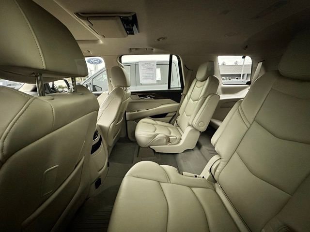 Used 2019 Cadillac Escalade Premium Luxury AWD/4WD image 9