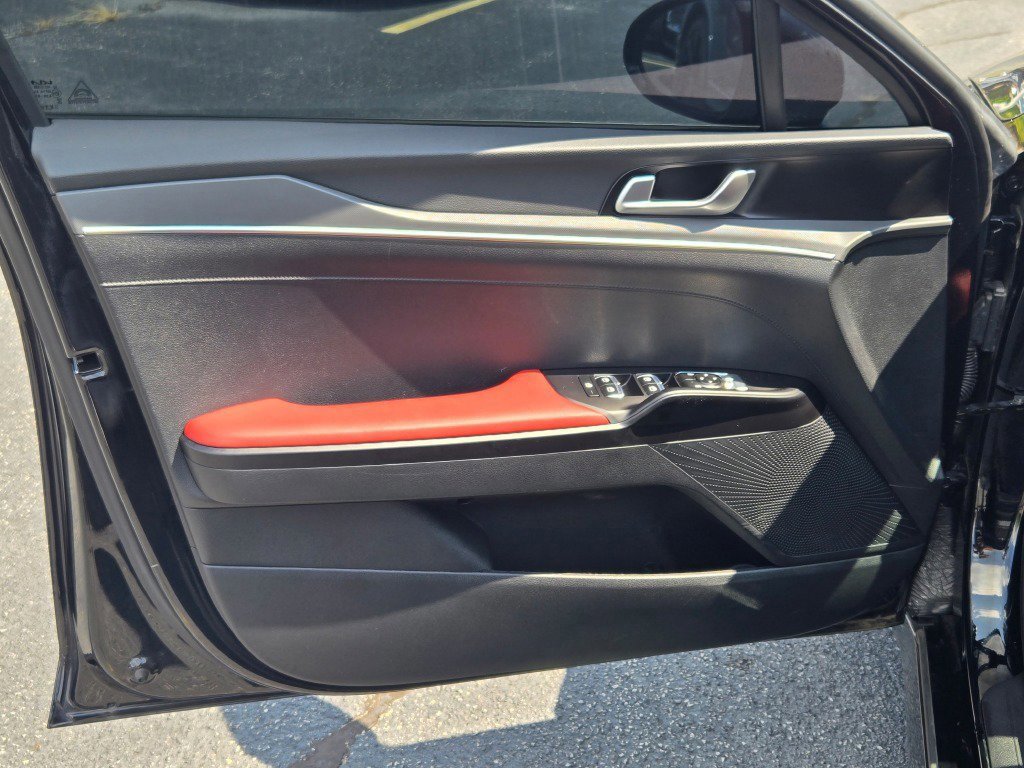 Used 2024 Kia K5 GT-Line image 17