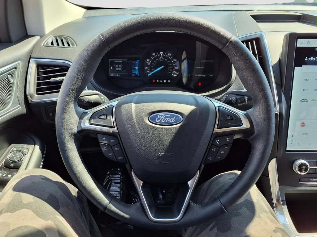 Certified 2024 Ford Edge Titanium AWD/4WD image 20