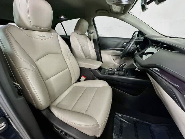 Used 2023 Cadillac XT4 Luxury FWD image 15
