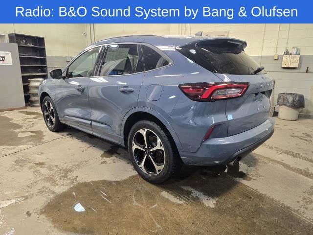 Certified 2023 Ford Escape ST-Line Elite w/ Premium Technology Package image 5