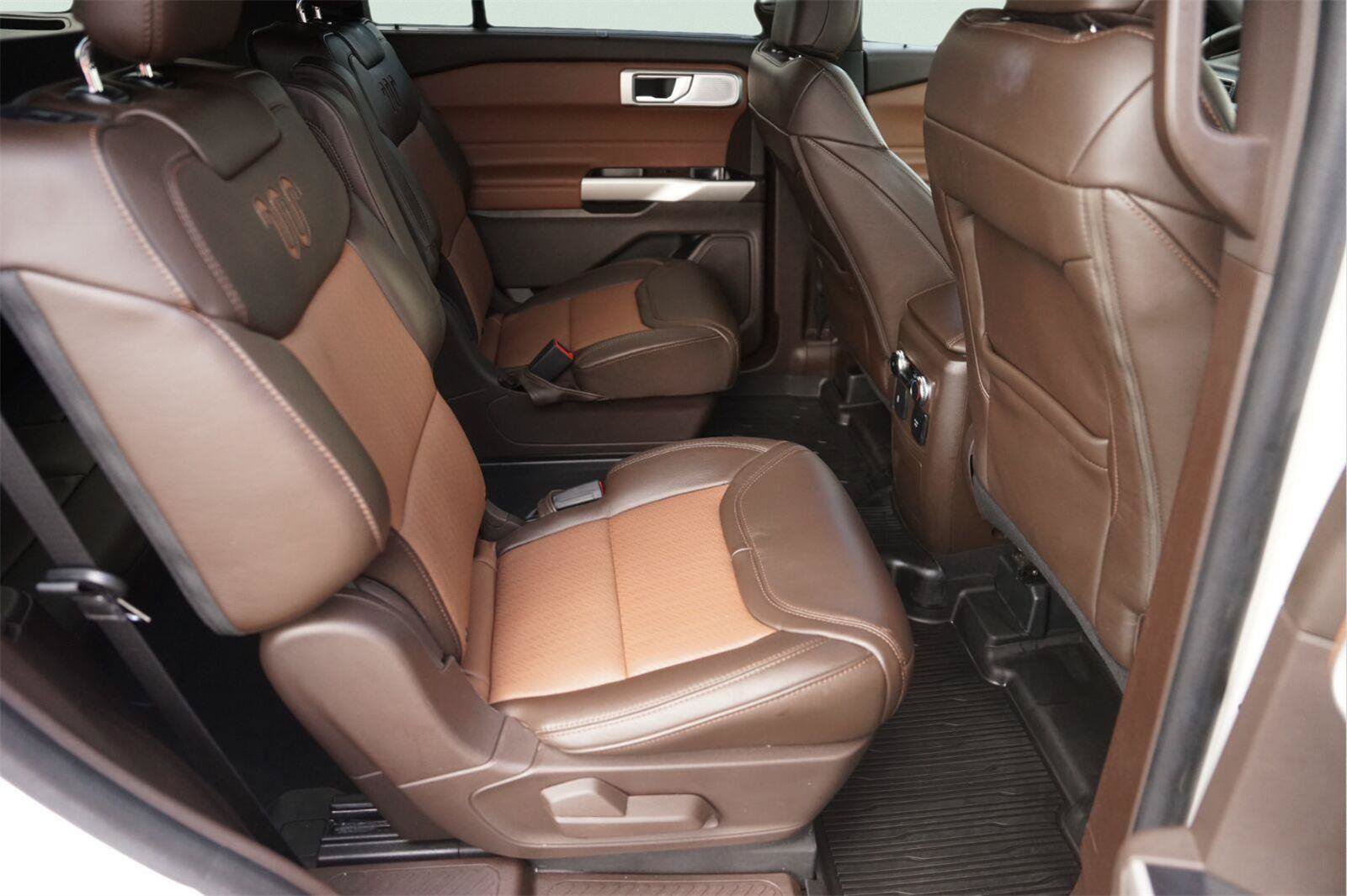 Certified 2023 Ford Explorer King Ranch w/ Technology Package AWD/4WD image 18