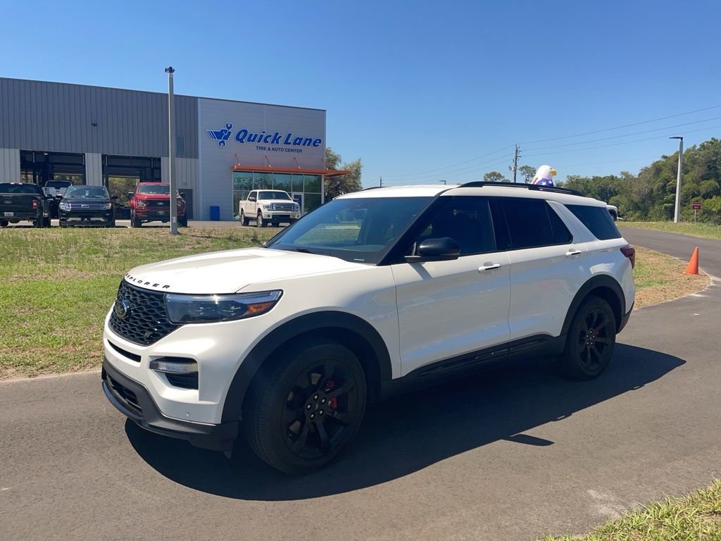 Certified 2023 Ford Explorer ST w/ Equipment Group 401A AWD/4WD image 6