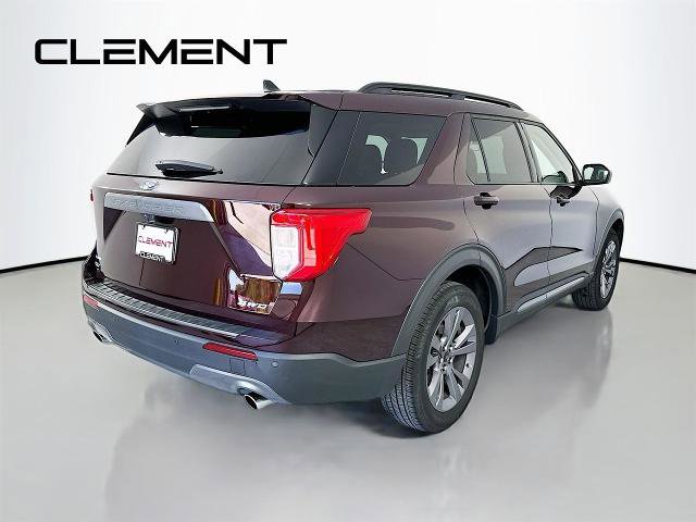 Certified 2022 Ford Explorer XLT w/ Equipment Group 202A AWD/4WD image 7